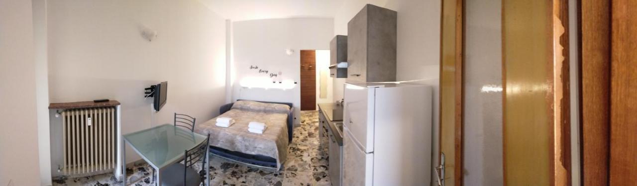 Locazione Turistica Casa Gardenia Apartment ตูริน ภายนอก รูปภาพ